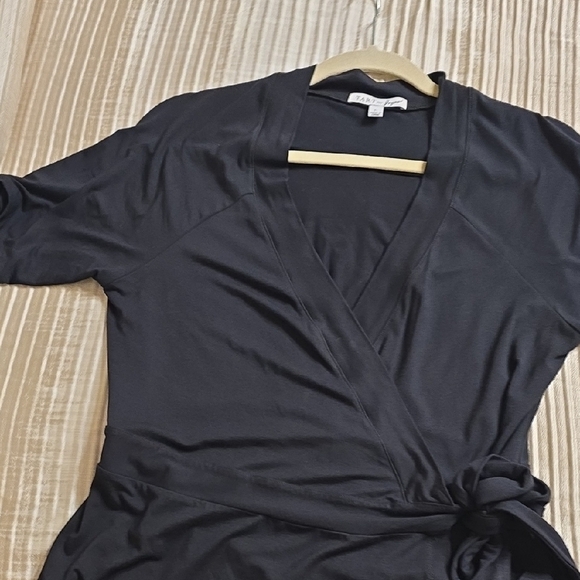 Tart Black V-Neck Sheath Mini Dress - Picture 8 of 12